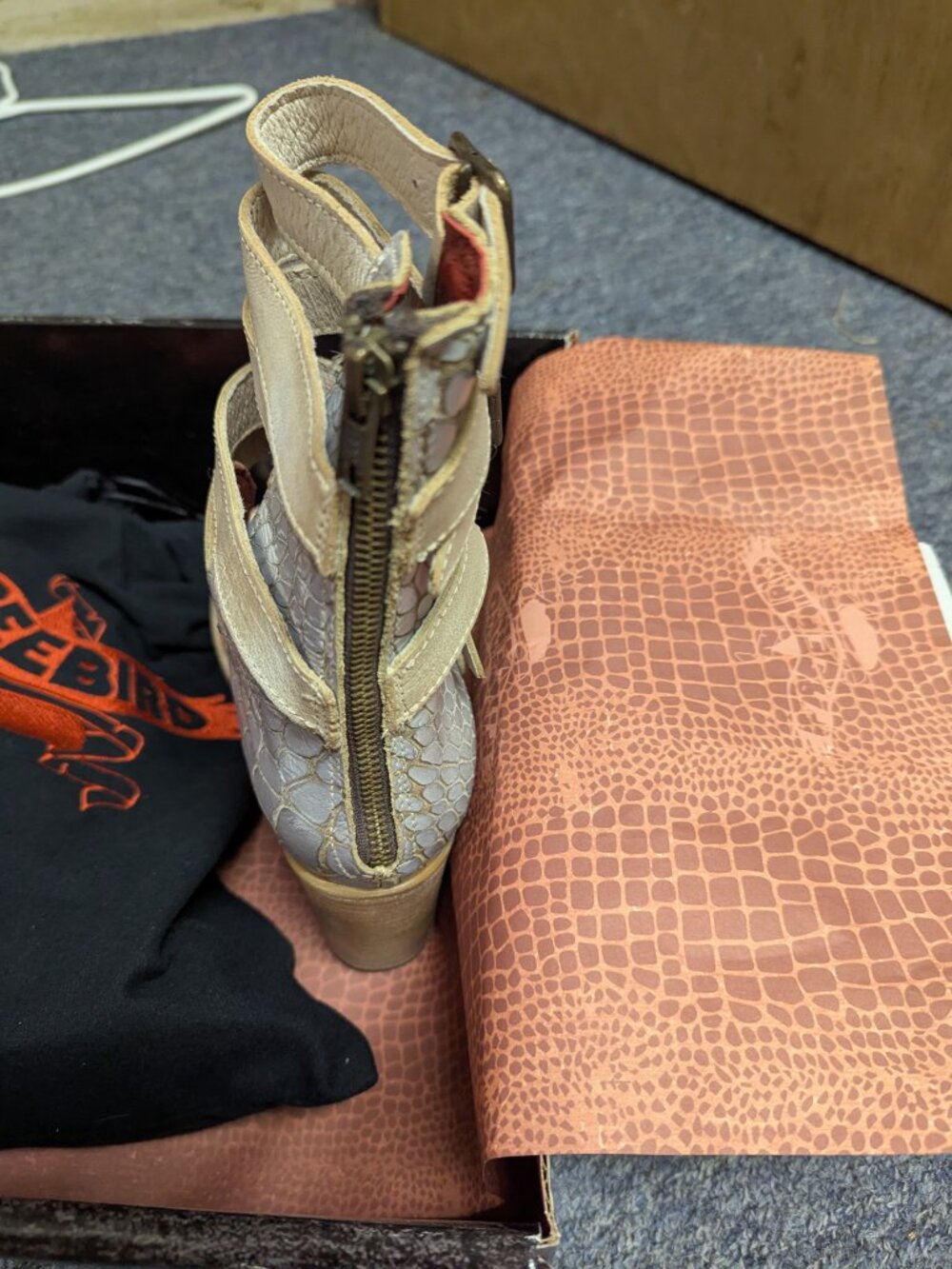 Freebird Bond Leather boots - Picture 6 of 7